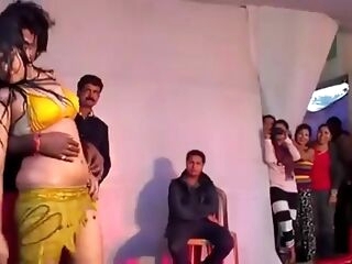 Super hot Indian Dame Dancing on Stage