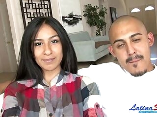 Killer latina cindy fucks on cam